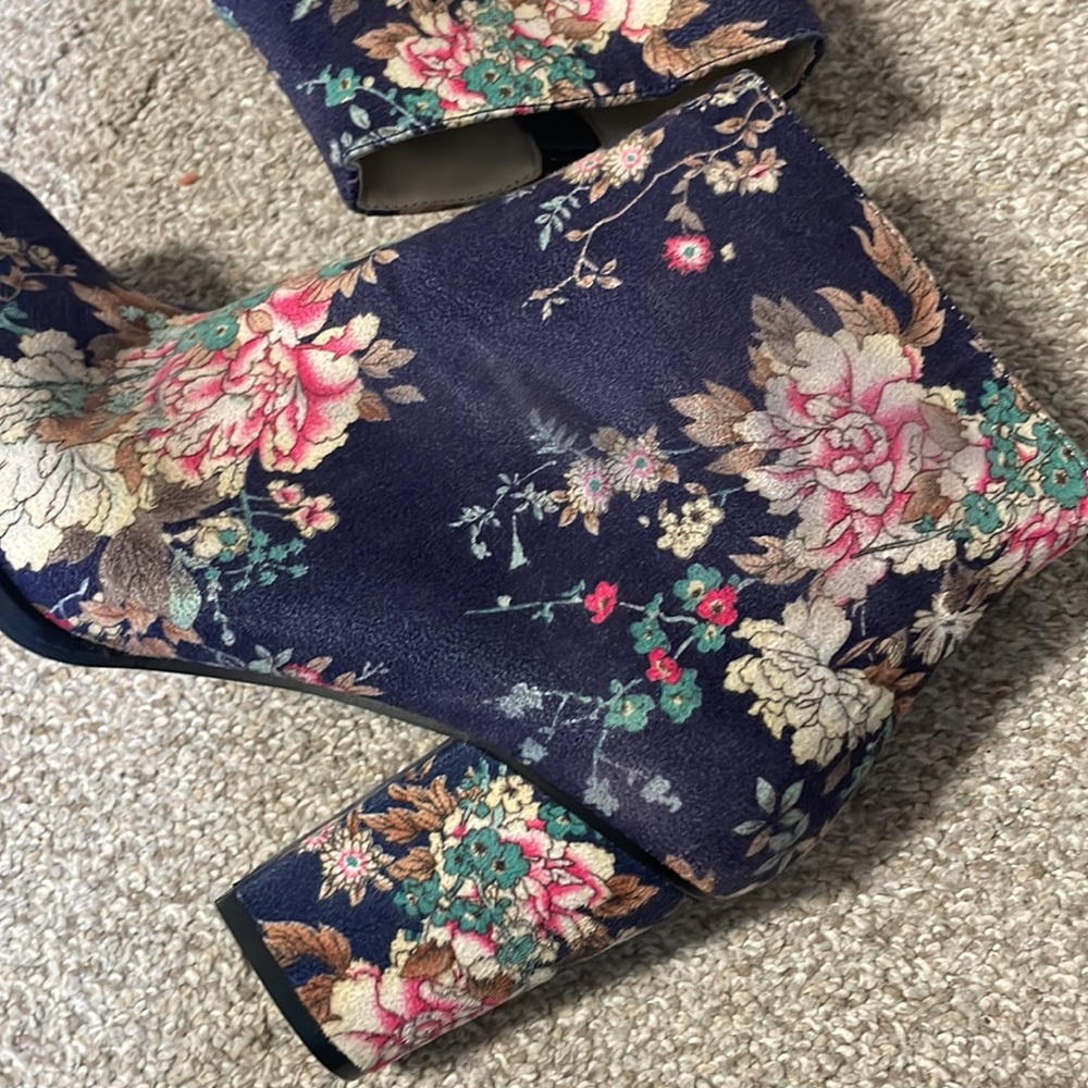 *Host Pick* Anthropologie Billy Ella Matralia Booties New without Box SZ 8 - Picture 4 of 9